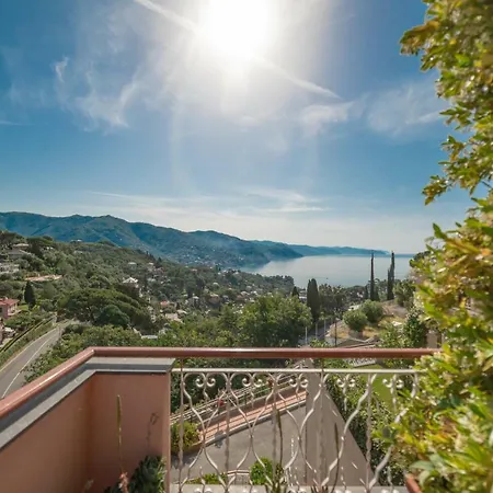 Apartment Portofino Est *