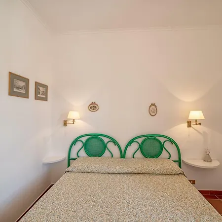 Portofino Est *