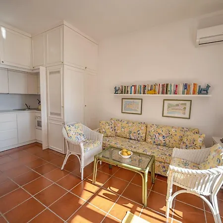 Portofino Est Apartment