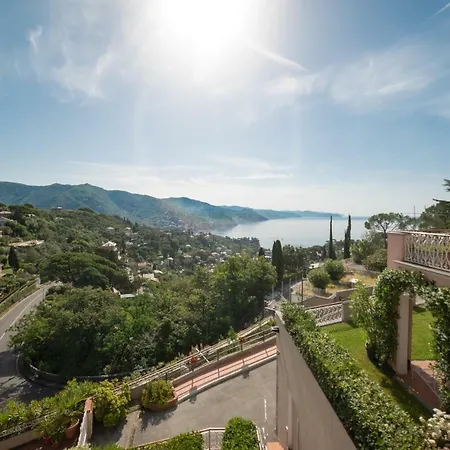 Portofino Est Apartment *